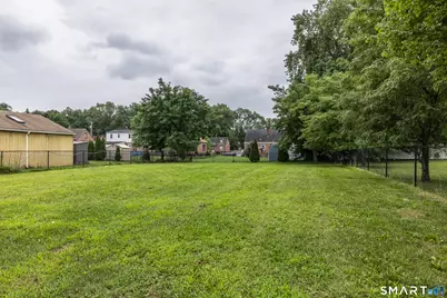 118 Bryden Terrace, Hamden, CT 06517 - Photo 32