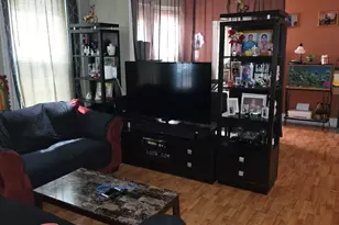 [Address not provided], New Haven, CT 06519 - Photo 16