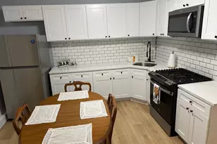 63 Whitmore St, Hartford, CT 06114 - Photo 8