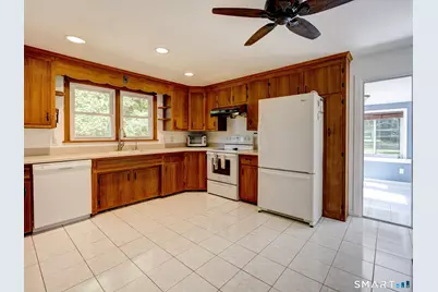 6 Whalehead Drive, Ledyard, CT 06335 - Photo 12