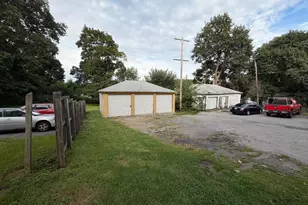 82 Bunker Hill Ave, Waterbury, CT 06708 - Photo 38