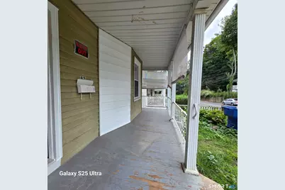 82 Bunker Hill Avenue #1st Fl, Waterbury, CT 06708 - Photo 2