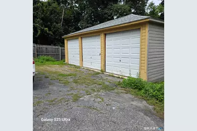 82 Bunker Hill Avenue #1st Fl, Waterbury, CT 06708 - Photo 30