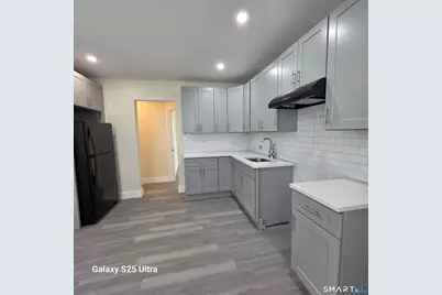 82 Bunker Hill Avenue #1st Fl, Waterbury, CT 06708 - Photo 12