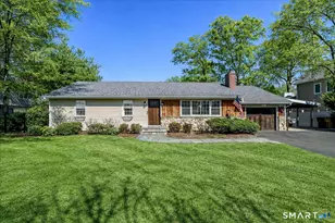 58 Davenport Dr, Stamford, CT 06902 - Photo 2