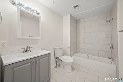 682 Main Street #2F, Middletown, CT 06457 - Photo 16