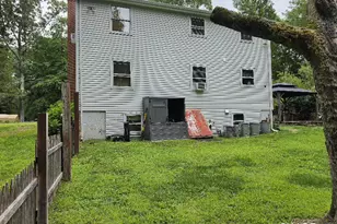 71 Schulman Veslak Rd, East Haddam, CT 06423 - Photo 4
