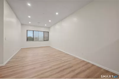 594 Main Street #2E, Middletown, CT 06457 - Photo 10