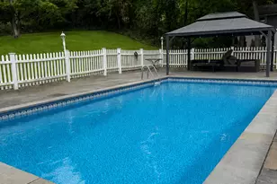 32 Chestnut Hill Rd, Newtown, CT 06482 - Photo 18