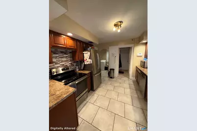 704 West Taft Avenue, Bridgeport, CT 06604 - Photo 12