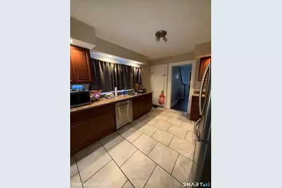 704 West Taft Avenue, Bridgeport, CT 06604 - Photo 6