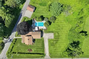 16 Rhynus Rd, Sharon, CT 06069 - Photo 4