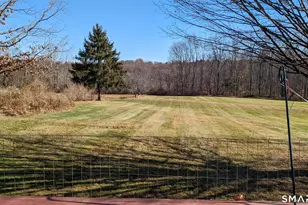 1660 Guernseytown Rd, Watertown, CT 06795 - Photo 4