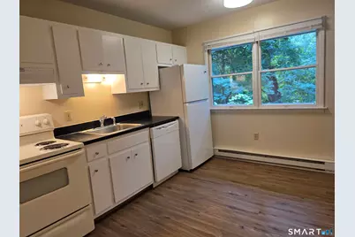 100 Hickory Street #J, Norwich, CT 06360 - Photo 2
