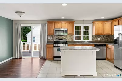 6 Pine Street, Naugatuck, CT 06770 - Photo 8