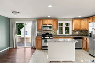 6 Pine St, Naugatuck, CT 06770 - Photo 8