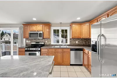 6 Pine Street, Naugatuck, CT 06770 - Photo 10