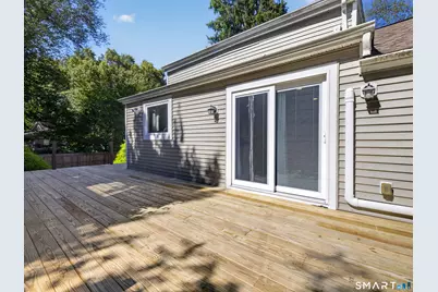 10 Glezen Street, Norwich, CT 06360 - Photo 32