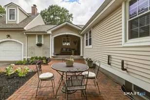571 Woodland St, Glastonbury, CT 06073 - Photo 6