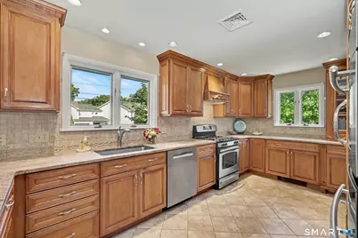 17 Huckleberry Drive South, Norwalk, CT 06850 - Photo 14