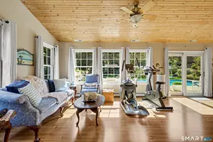 17 Huckleberry Dr S, Norwalk, CT 06850 - Photo 10