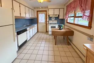 22 Overbrook Rd, North Haven, CT 06473 - Photo 10