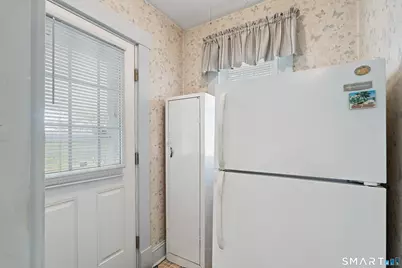 184 Ward Street, Naugatuck, CT 06770 - Photo 14