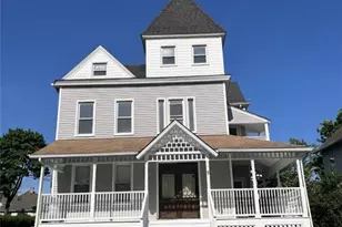 3 Betts Pl, Norwalk, CT 06855 - Photo 2