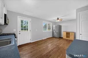 6 Carolina Dr, Montville, CT 06370 - Photo 4