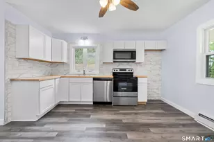 26 Weaver St, Torrington, CT 06790 - Photo 10