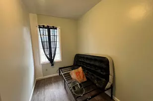 366 Dover St, Bridgeport, CT 06610 - Photo 12