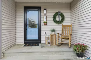 27 Giovanni Dr, Waterford, CT 06385 - Photo 2