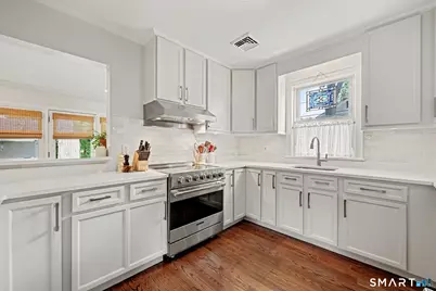 3 Fairfield Avenue, Darien, CT 06820 - Photo 12