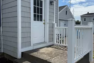 284 Linwood Ave, Fairfield, CT 06824 - Photo 2