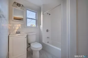 216 Howard Ave, New Haven, CT 06519 - Photo 18