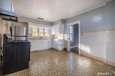 216 Howard Avenue, New Haven, CT 06519 - Photo 10