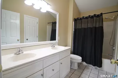 8005 Heartwood Lane #8005, Danbury, CT 06811 - Photo 16