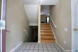 8005 Heartwood Ln, Danbury, CT 06811 - Photo 4