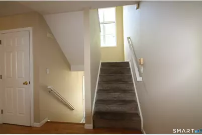 8005 Heartwood Lane #8005, Danbury, CT 06811 - Photo 12