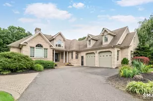 29 Arvida Rd, Wolcott, CT 06716 - Photo 1