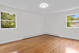 341 Lounsbury St, Waterbury, CT 06706 - Photo 30