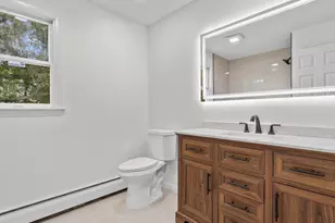 341 Lounsbury St, Waterbury, CT 06706 - Photo 2