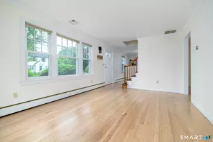 271 Jeniford Rd, Fairfield, CT 06824 - Photo 4