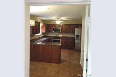 620 Heritage Village #B, Southbury, CT 06488 - Photo 10