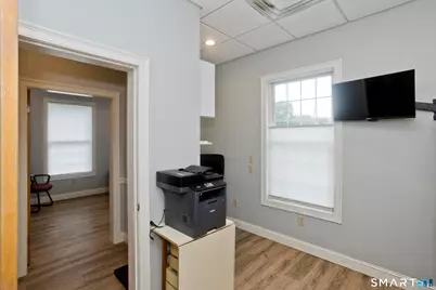 200 Mountain Road, Suffield, CT 06078 - Photo 12