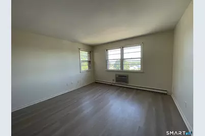 1730 State Street #404, Hamden, CT 06517 - Photo 6