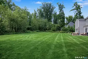 61 Lenox Rd, Avon, CT 06001 - Photo 12