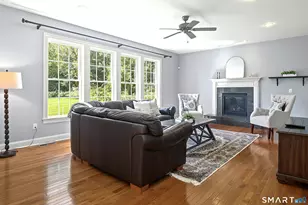61 Lenox Rd, Avon, CT 06001 - Photo 4