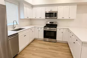20 Gridley St, Bristol, CT 06010 - Photo 2