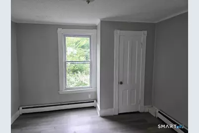 274 Orange Street #2nd floor, Waterbury, CT 06704 - Photo 4